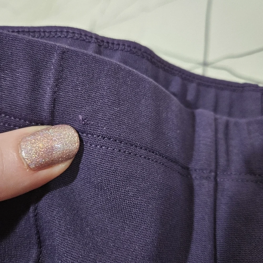 Aritzia Babaton 1-01 Skinny Legging-Style Pant Dark Purple Size Small - Picture 5 of 7